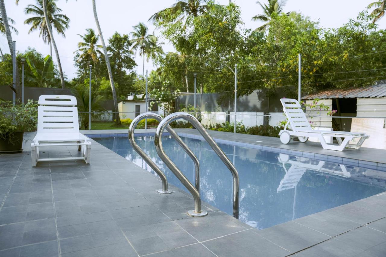 Waves And Shores Beach Villa Mararikulam Esterno foto