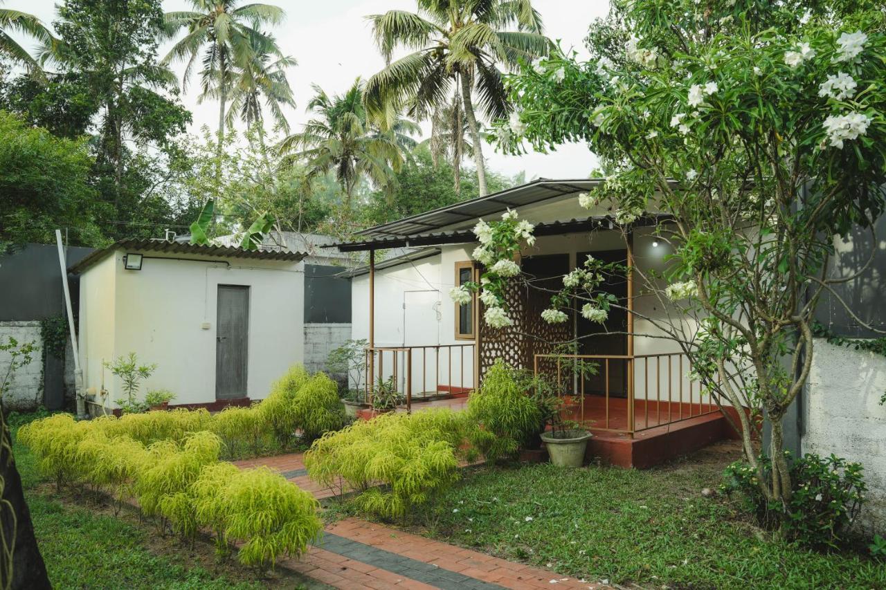 Waves And Shores Beach Villa Mararikulam Esterno foto